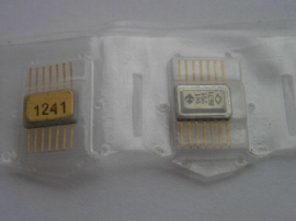 Транзисторы 1НТ251 ЖЕЛТЫЙ НИЗ 