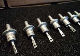 Стабилитроны 2С950А