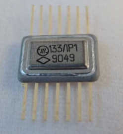 Микросхемы 133ЛР1   КИРПИЧ 